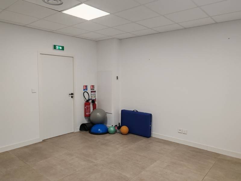 Bureaux et Commerces à louer dans le Pôle d'Activités 