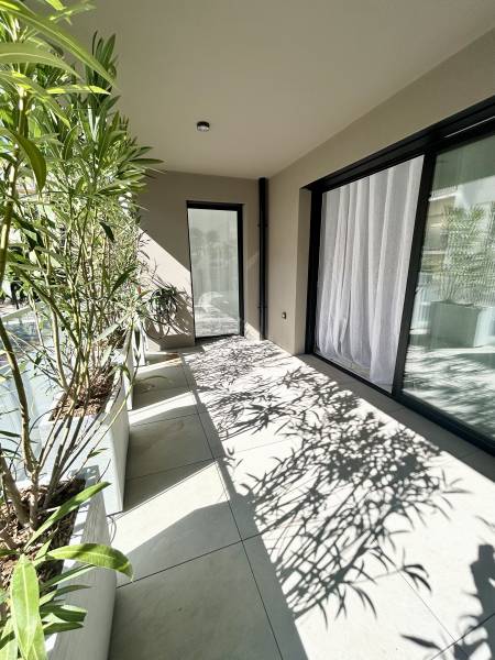Dernier lot : Appartement témoin T4 neuf avec stationnements en hyper centre-ville de Hyères - Disponibilité immédiate
