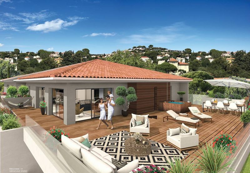 LANCEMENT COMMERCIAL 