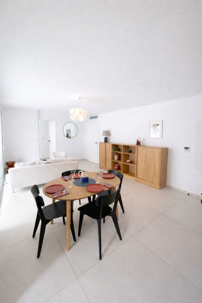 Dernier lot : Appartement témoin T4 neuf avec stationnements en hyper centre-ville de Hyères - Disponibilité immédiate
